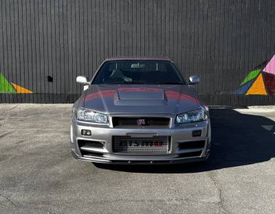1999 Nissan Skyline twin-turbocharged inline-six