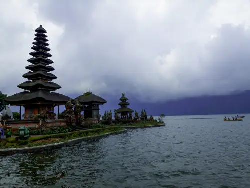 Tempio di Ulun Danu Beratan