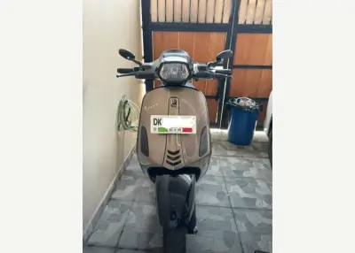 Vespa Primavera 2014 — dijual pribadi di Denpasar