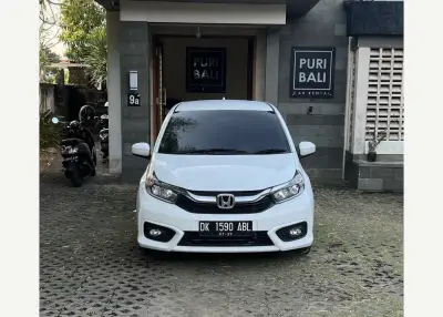 Rental Honda Brio — Puri Bali di Denpasar