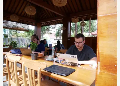 Biliq Seminyak: day pass coworking hingga tengah malam