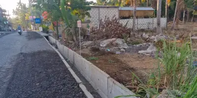 Terreno su strada in affitto a Nusa Penida — 400 m²