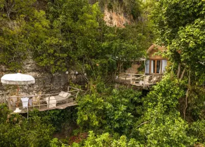 Front office role at The Korowai Bali, Uluwatu